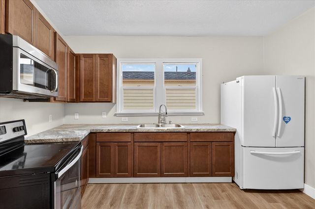934 Butterworth Street, Grand Rapids, MI 49504