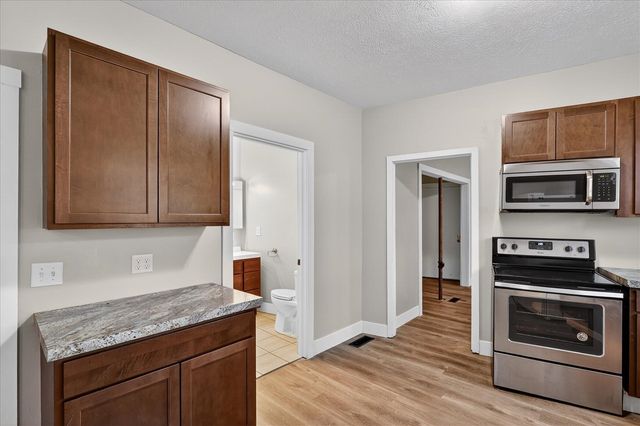 934 Butterworth Street, Grand Rapids, MI 49504