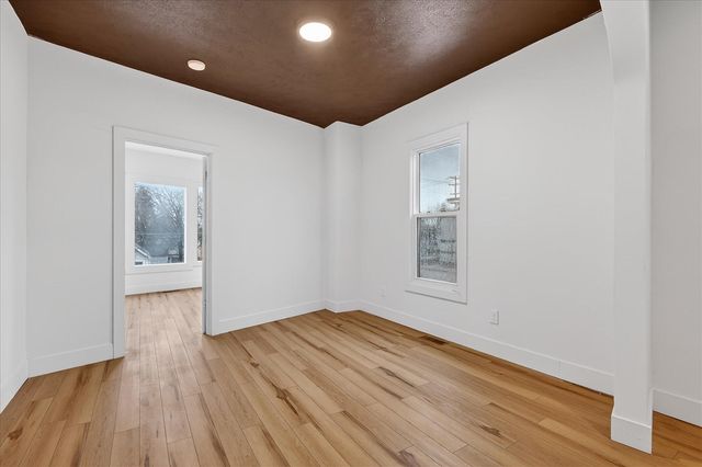 934 Butterworth Street, Grand Rapids, MI 49504