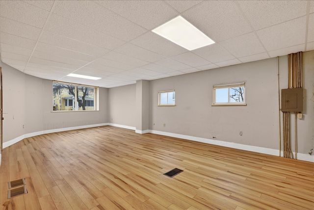 934 Butterworth Street, Grand Rapids, MI 49504