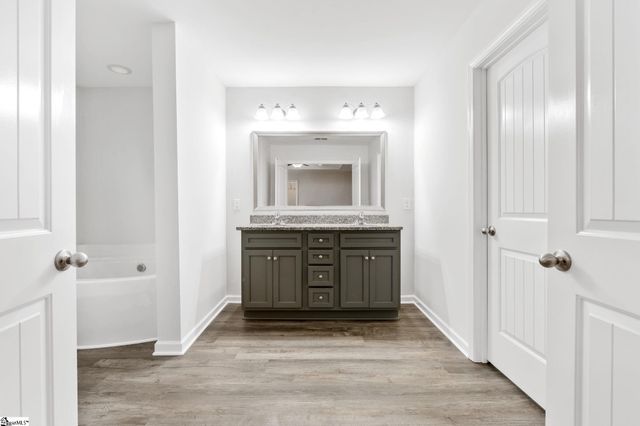 9 Harvest Glen Drive, Piedmont, SC 29673