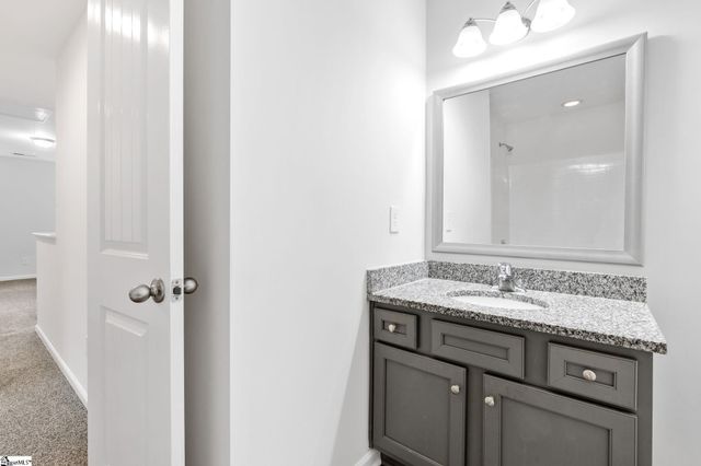 9 Harvest Glen Drive, Piedmont, SC 29673