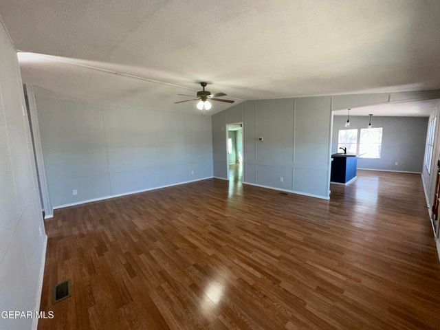 14552 ANNEGRET Drive, El Paso, TX 79928