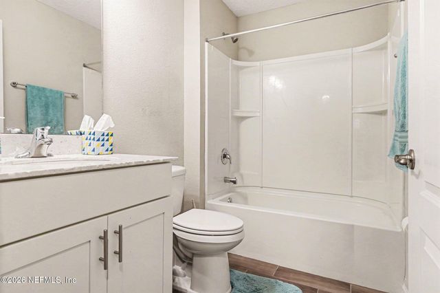 4032 SANDBANK Court, Middleburg, FL 32068