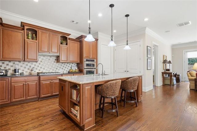 306 Lakeside Trace, Canton, GA 30115