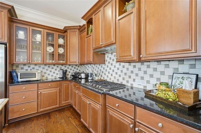 306 Lakeside Trace, Canton, GA 30115