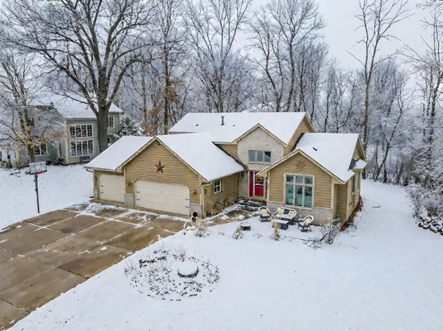 21857 Iden Avenue Place N, Forest Lake, MN 55025