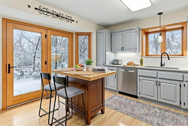 21857 Iden Avenue Place N, Forest Lake, MN 55025