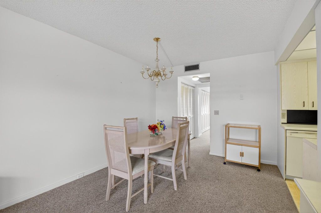 Image 15 of property listing at 4093 Wolverton E 4093, Boca Raton, FL 33434