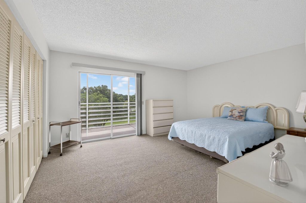 Image 23 of property listing at 4093 Wolverton E 4093, Boca Raton, FL 33434