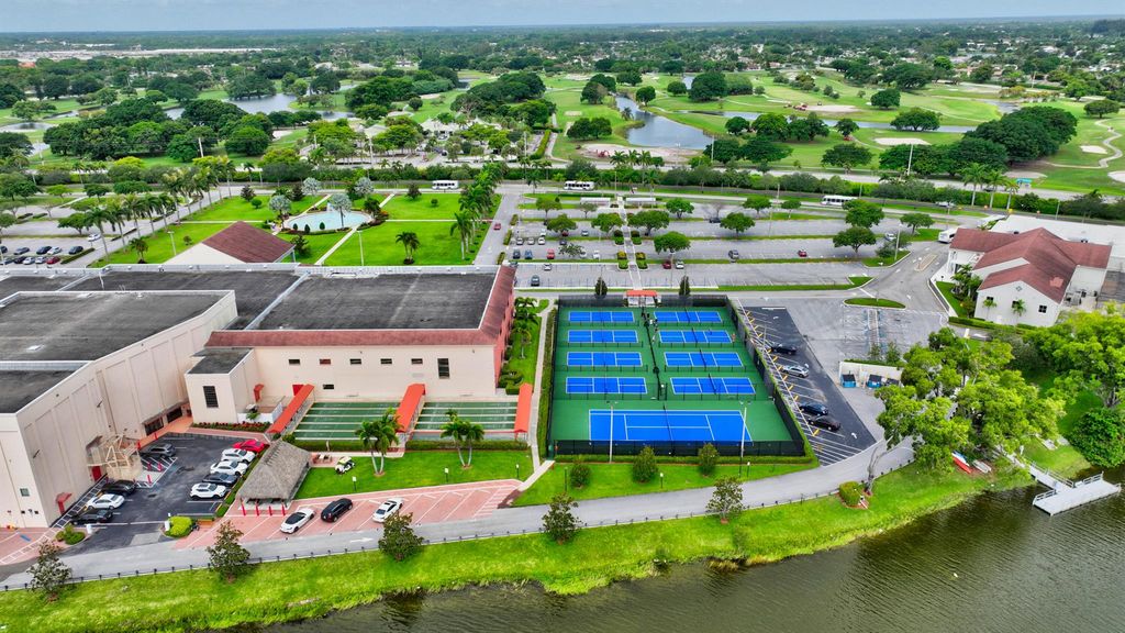 Image 82 of property listing at 4093 Wolverton E 4093, Boca Raton, FL 33434