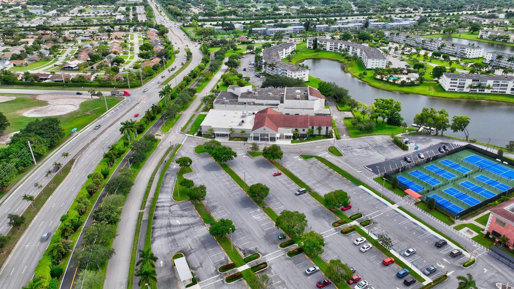 Image 84 of property listing at 4093 Wolverton E 4093, Boca Raton, FL 33434