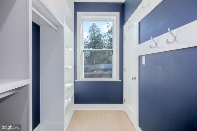 1615 IRVING ST NE, Washington, DC 20018