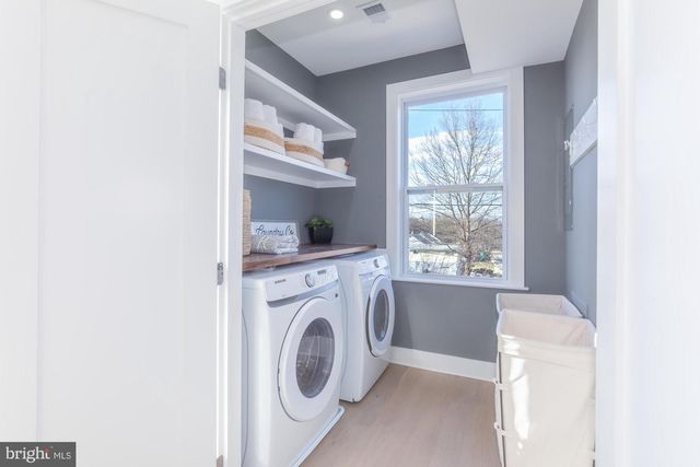 1615 IRVING ST NE, Washington, DC 20018