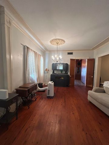 855 Verret St, Houma, LA 70360