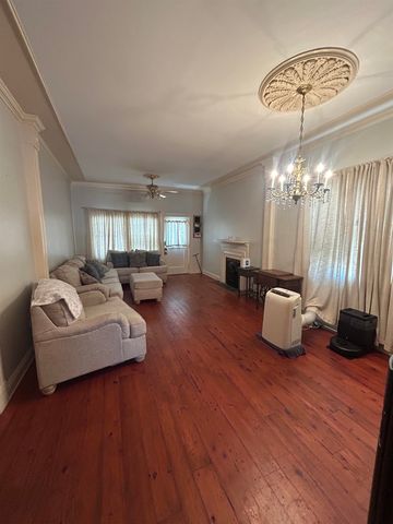 855 Verret St, Houma, LA 70360