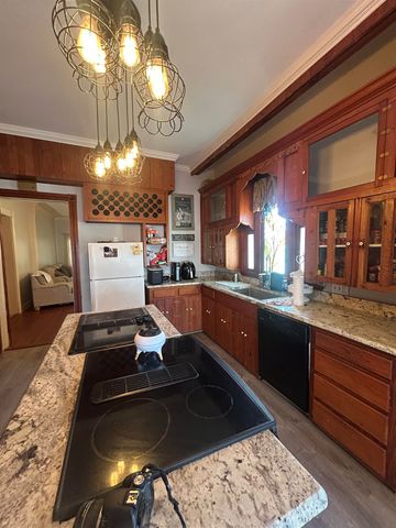 855 Verret St, Houma, LA 70360