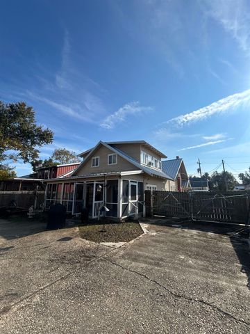 855 Verret St, Houma, LA 70360