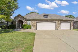 5817 West Alexa Lane, Springfield, MO 65802