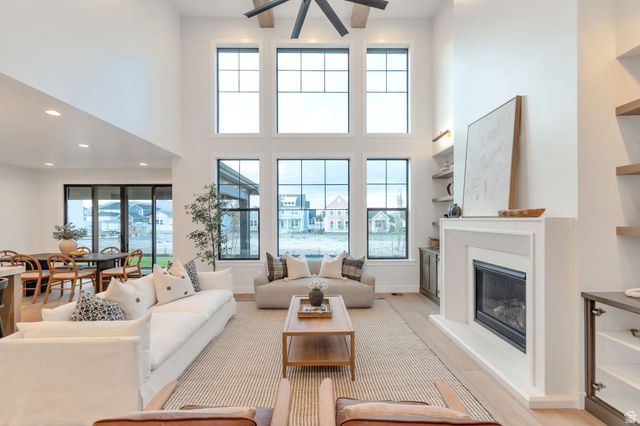 756 W SARA DR, Saratoga Springs, UT 84045