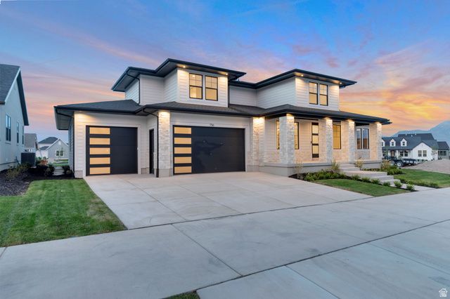 756 W SARA DR, Saratoga Springs, UT 84045