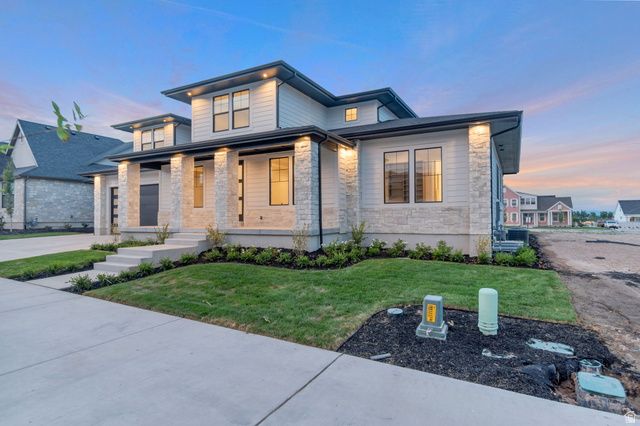 756 W SARA DR, Saratoga Springs, UT 84045
