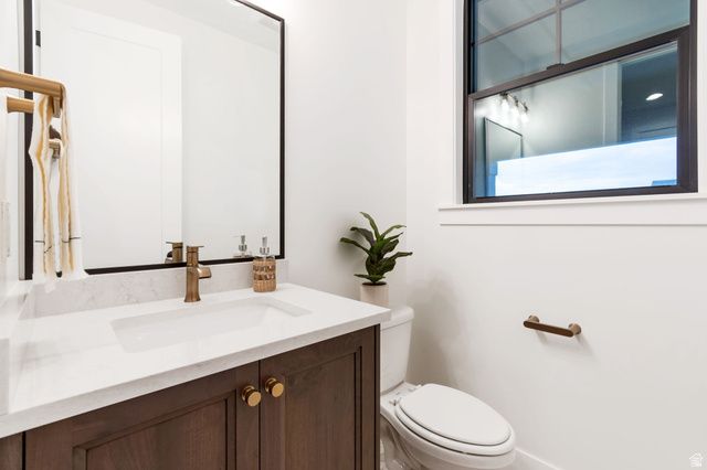 756 W SARA DR, Saratoga Springs, UT 84045
