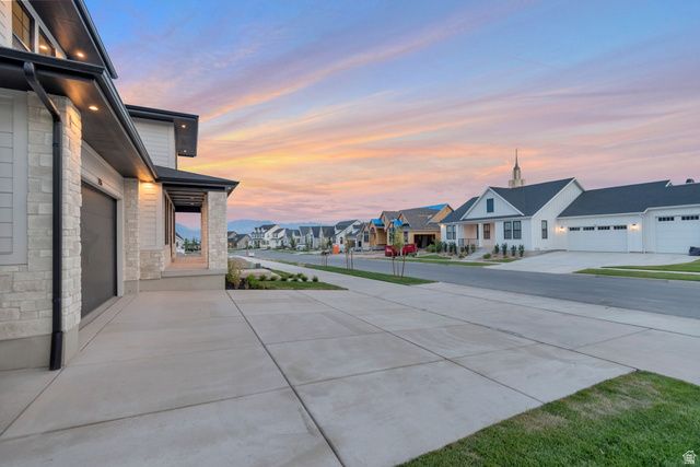 756 W SARA DR, Saratoga Springs, UT 84045