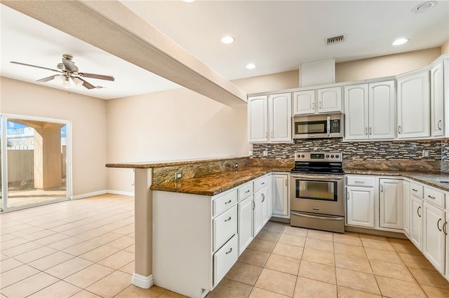 8707 S Sycamore Street, Mohave Valley, AZ 86440