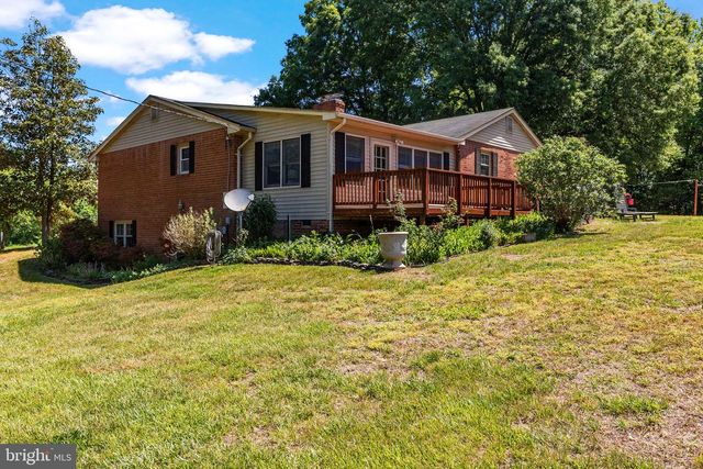 6028 SAINT PAULS RD, King George, VA 22485