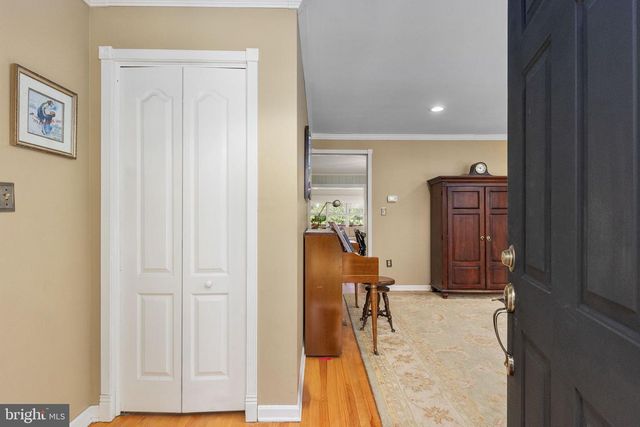 6028 SAINT PAULS RD, King George, VA 22485