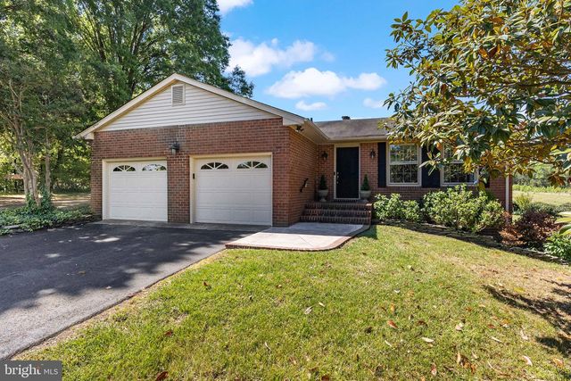 6028 SAINT PAULS RD, King George, VA 22485