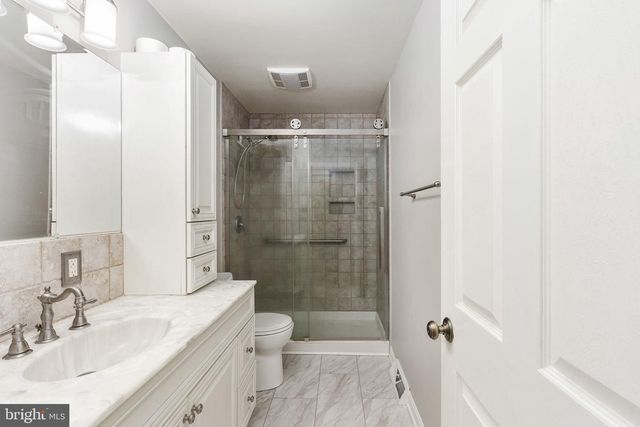 6028 SAINT PAULS RD, King George, VA 22485