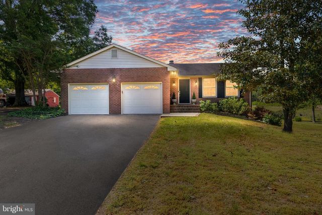6028 SAINT PAULS RD, King George, VA 22485