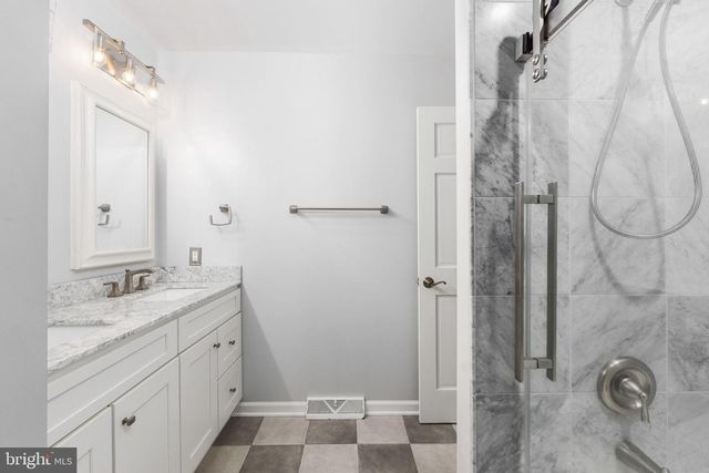 6028 SAINT PAULS RD, King George, VA 22485