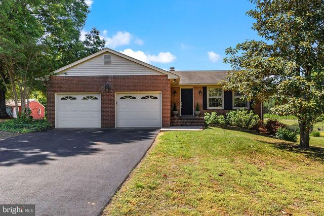 6028 SAINT PAULS RD, King George, VA 22485