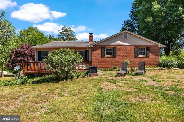 6028 SAINT PAULS RD, King George, VA 22485