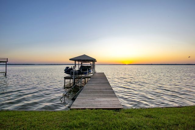 115 Isle Of View Drive, Tool, TX 75143