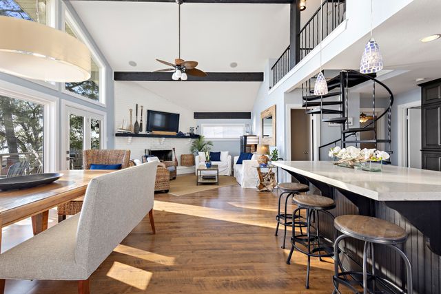 115 Isle Of View Drive, Tool, TX 75143