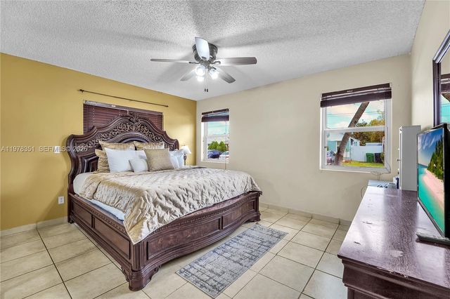 20750 SW 103rd Ct, Cutler Bay, FL 33189