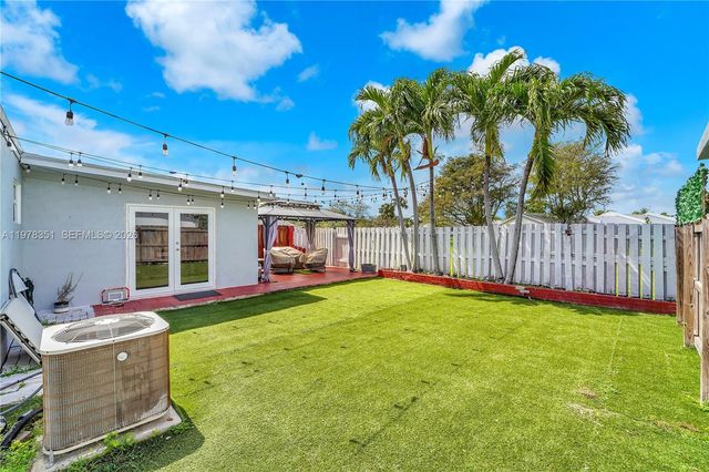 20750 SW 103rd Ct, Cutler Bay, FL 33189