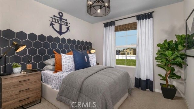 2439 Gunner Ridge Way, Rialto, CA 92377