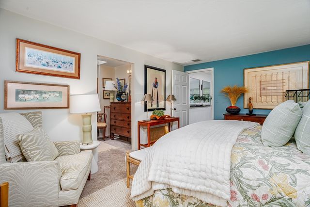 610 Ridgefield Cir D, Clinton, MA 01510