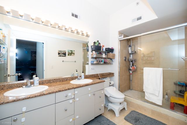 165 N Canal Street 513, Chicago, IL 60606