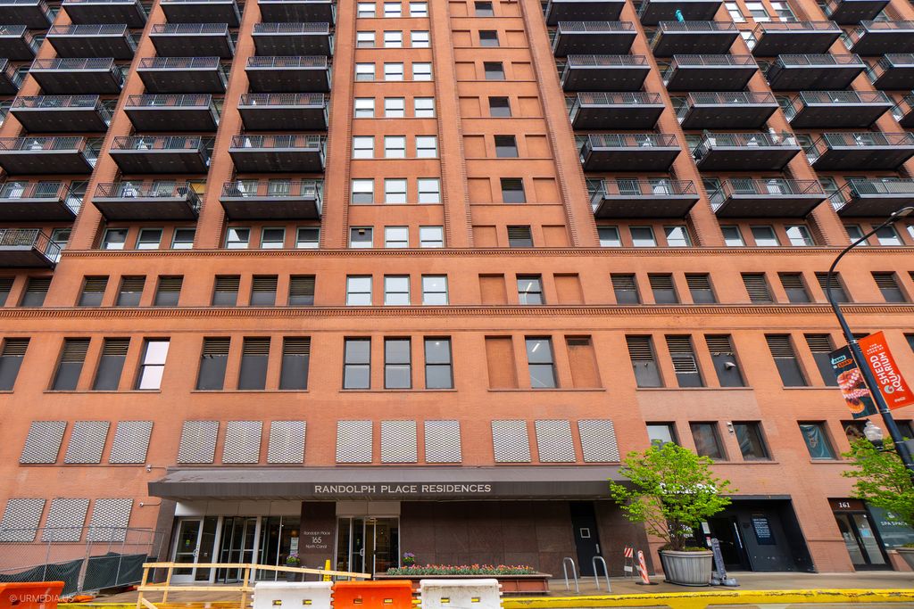 165 N Canal Street 513, Chicago, IL 60606