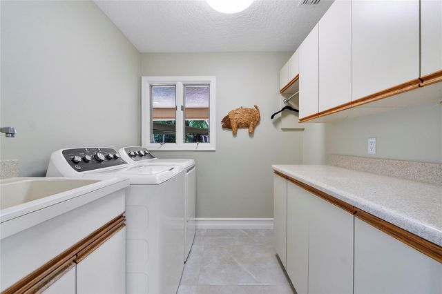 3663 NW 99th Ter, Coral Springs, FL 33065