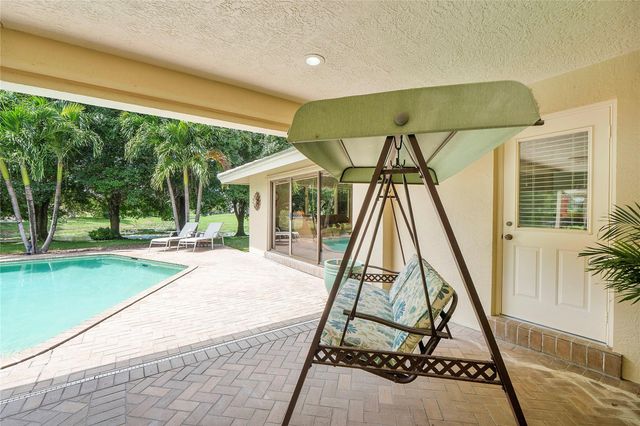 3663 NW 99th Ter, Coral Springs, FL 33065