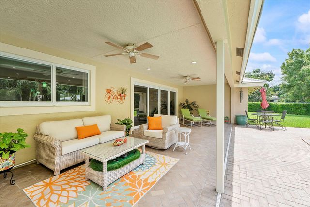 3663 NW 99th Ter, Coral Springs, FL 33065