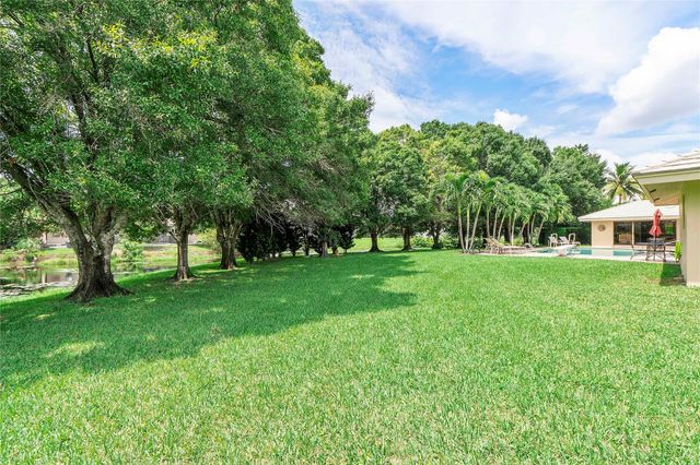 3663 NW 99th Ter, Coral Springs, FL 33065