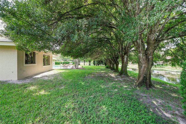 3663 NW 99th Ter, Coral Springs, FL 33065